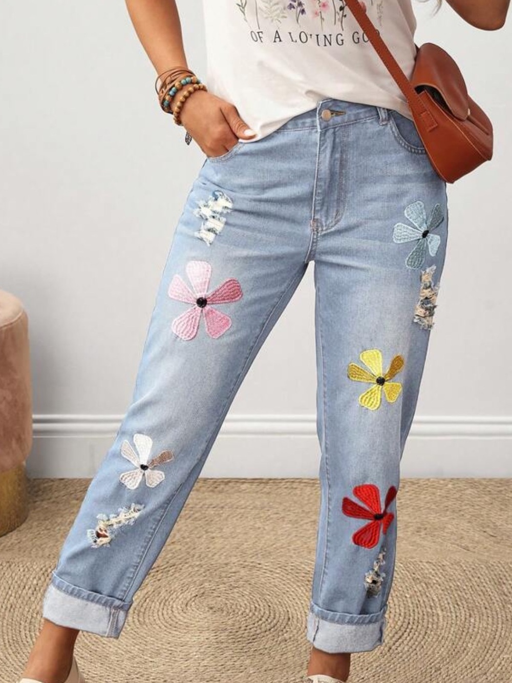 Floral Appliqué Light Blue Women’s Stretch Jeans Medium